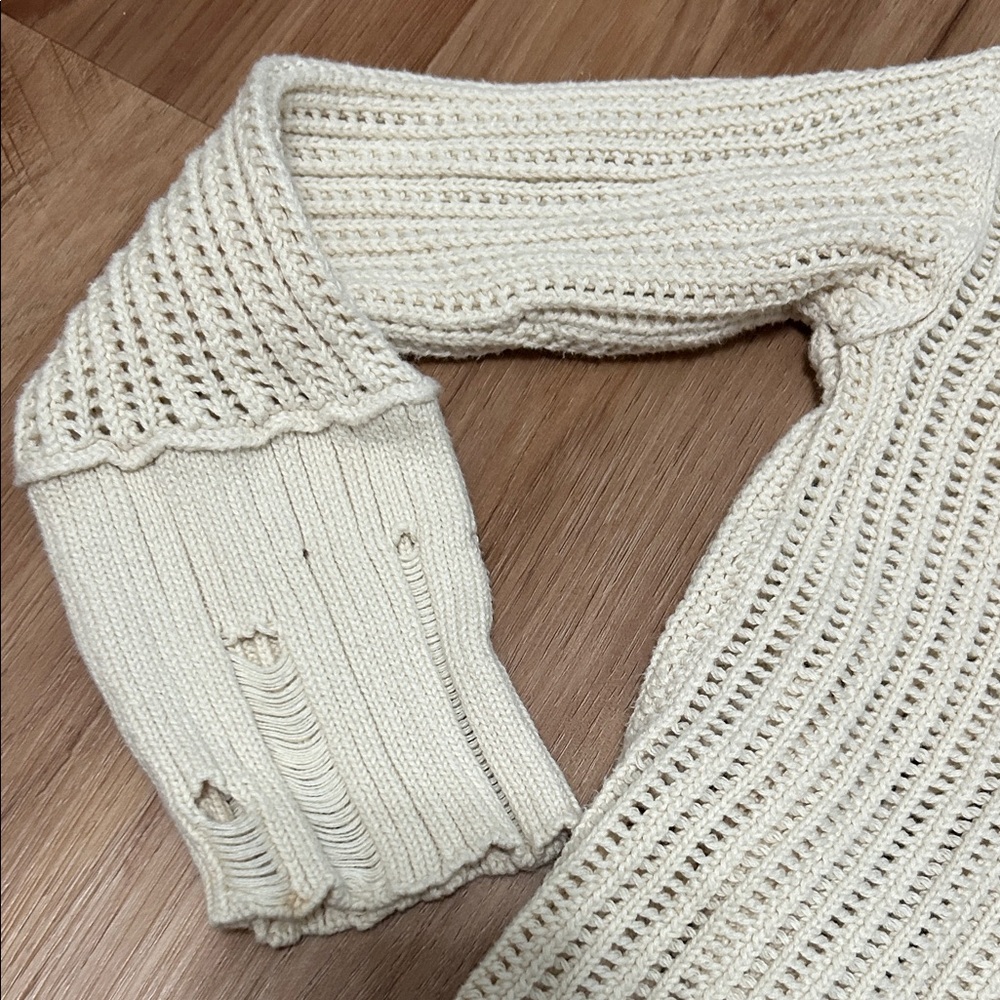 Urban Outfitters Cropped Distressed Cardigan Sweater - Picture 6 of 10